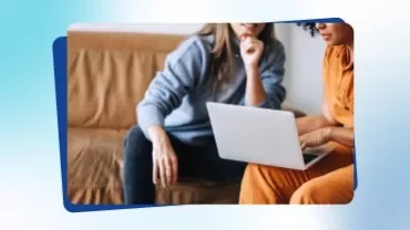 Imagen promocional de Talent Trends 2026 de personas mirando un ordenador